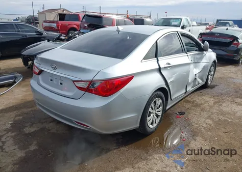 2013 Hyundai Sonata Gls z USA, uszkodzony, nr VIN 5NPEB4AC3DH545828
